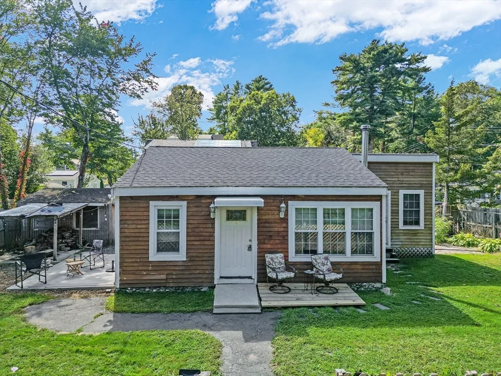 Unit for sale at 15 Morrison Way, Lakeville, MA 02347