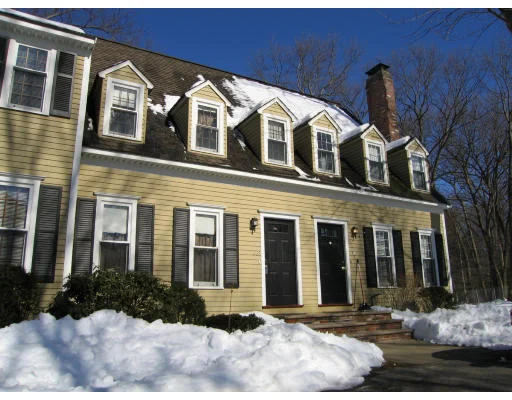 Unit for sale at 20 Woodland Drive, Lowell, MA 01852