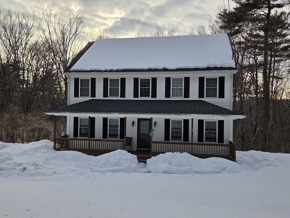 Unit for sale at 366 Southbridge Rd, Warren, MA 01083