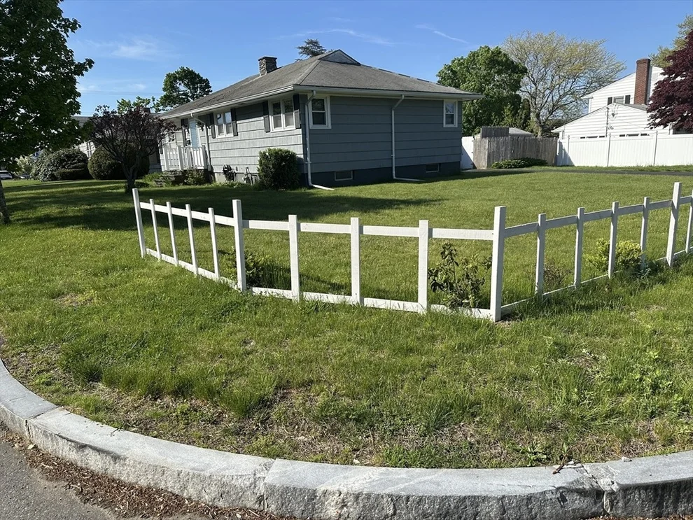 Unit for sale at 11 Westview, New Bedford, MA 02740