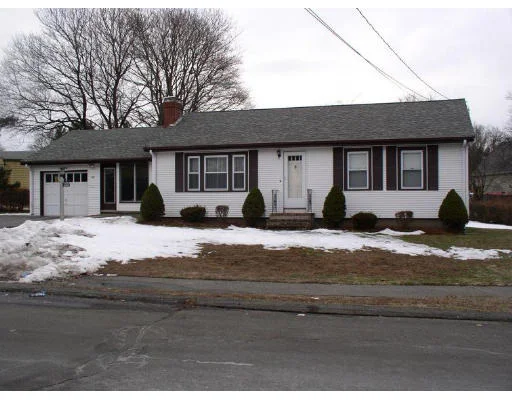 Unit for sale at 19 Sheffield Rd, Danvers, MA 01923