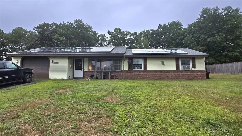 Unit for sale at 154 Royal Rd, Brockton, MA 02302