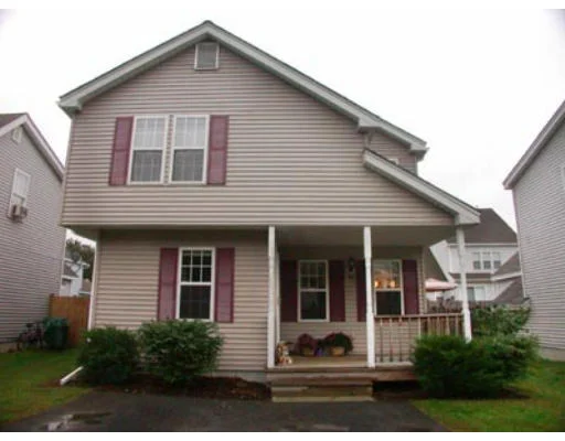 Unit for sale at 86 Violetwood Circle, Marlborough, MA 01752