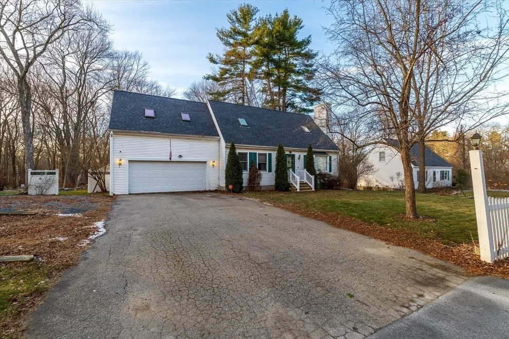 Unit for sale at 369 Cooper Rd, Northbridge, MA 01534
