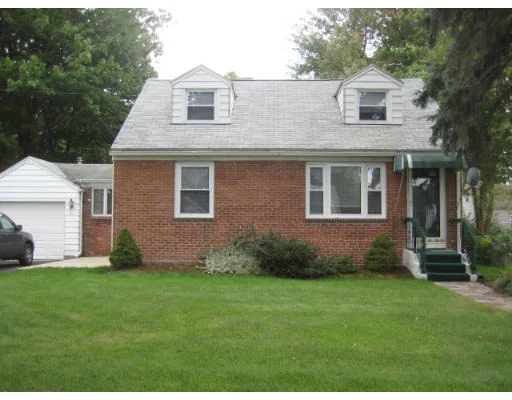 Unit for sale at 13 Lawn St, Springfield, MA 01108