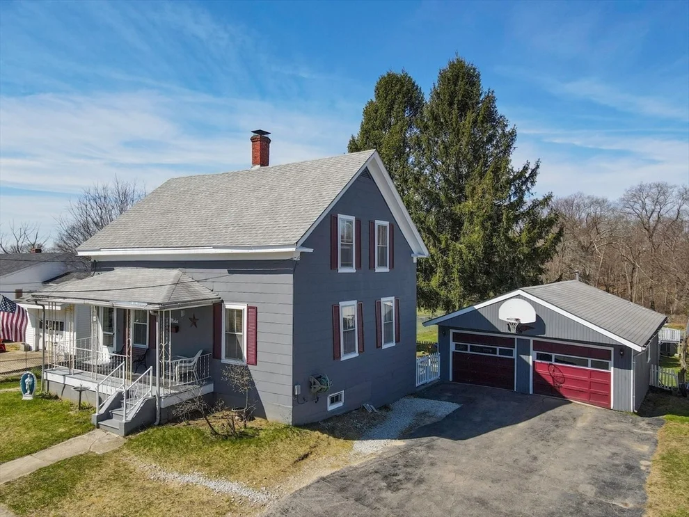 Unit for sale at 112 King St, Blackstone, MA 01504