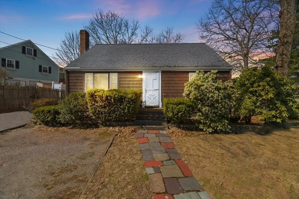 Unit for sale at 7 Cedar Cir, Randolph, MA 02368