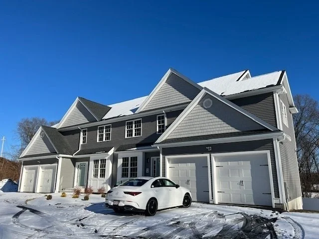 Unit for sale at 49B Arch Street, Westborough, MA 01581