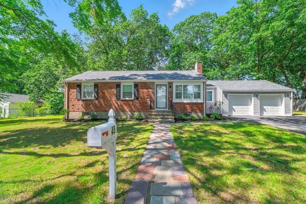 Unit for sale at 45 Calvin St., Braintree, MA 02184