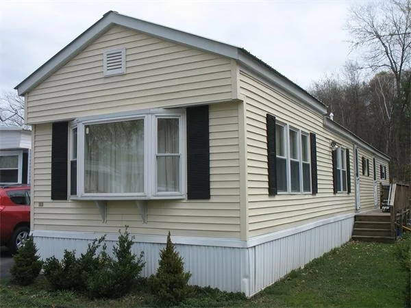 Unit for sale at 93 Grochmal, Springfield, MA 01151