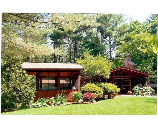 Unit for sale at 314 Cross, Norwell, MA 02061