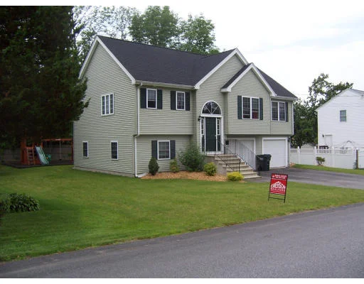Unit for sale at 7 Kimball Rd, Auburn, MA 01501