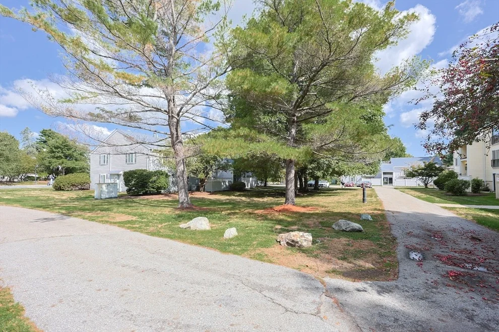 Unit for sale at 10 Village Green Ln, Natick, MA 01760