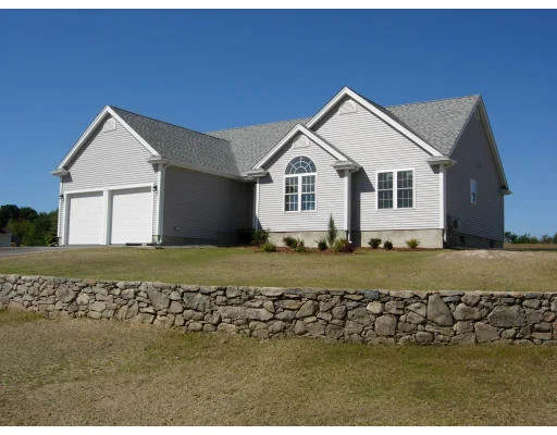 Unit for sale at 109 Hunters Hill Drive, Dighton, MA 02715