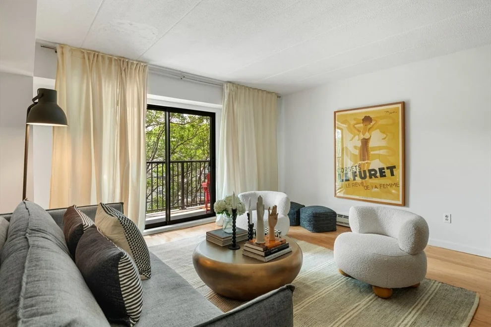 Unit for sale at 135 Pleasant St, Brookline, MA 02446