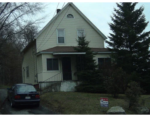 Unit for sale at 4 Cliff Street, Worcester, MA 01607