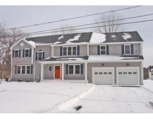 Unit for sale at 4 Ice House Lane, Essex, MA 01929