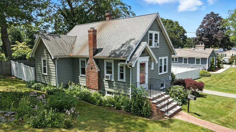 Unit for sale at 182 Winn Street, Woburn, MA 01801