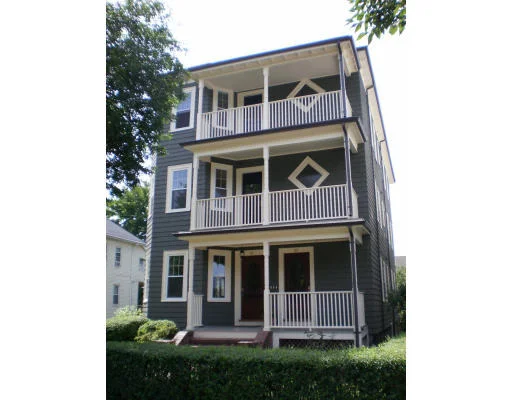 Unit for sale at 318 Fellsway W, Medford, MA 02155