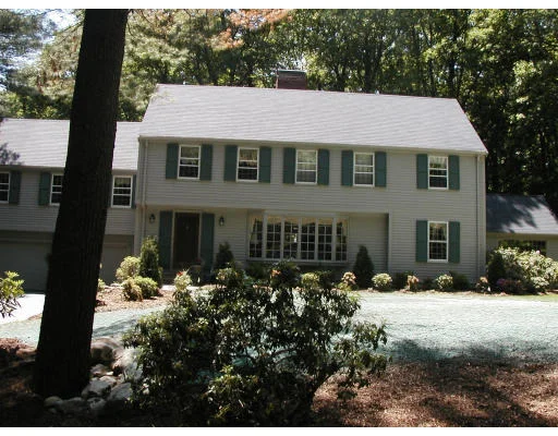 Unit for sale at 7 Ripley Lane, Wayland, MA 01778