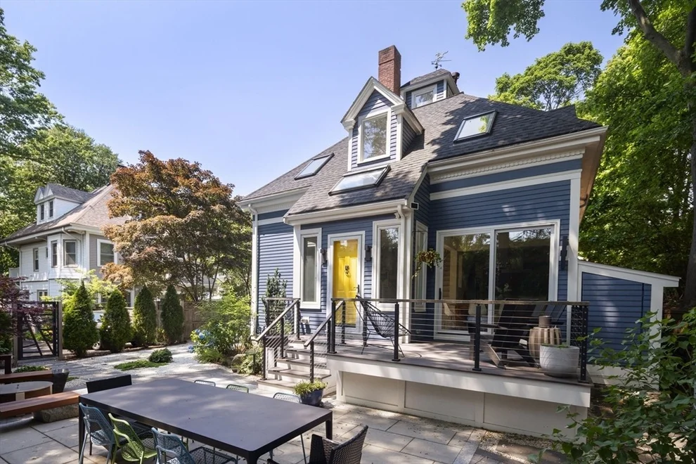 Unit for sale at 7 Stetson Street, Brookline, MA 02446