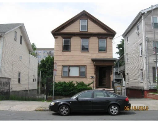 Unit for sale at 196 Washington Ave, Chelsea, MA 02150
