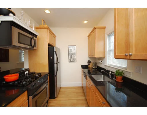 Unit for sale at 67 Bay State Rd, Cambridge, MA 02138