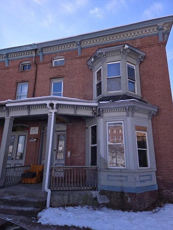 Unit for sale at 40 Byers St, Springfield, MA 01105