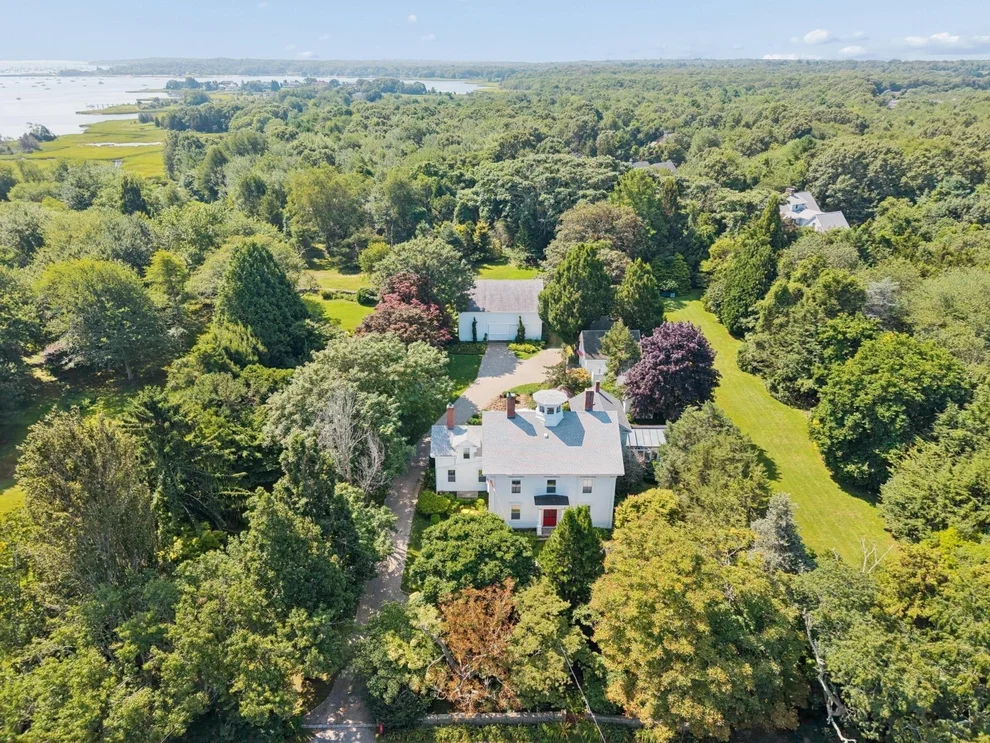 Unit for sale at 288 Russells Mills Rd, Dartmouth, MA 02748