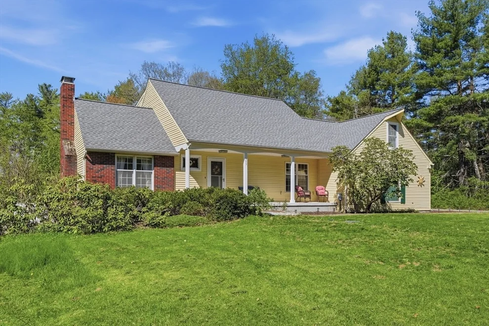 Unit for sale at 353 Marshall Street, Paxton, MA 01612