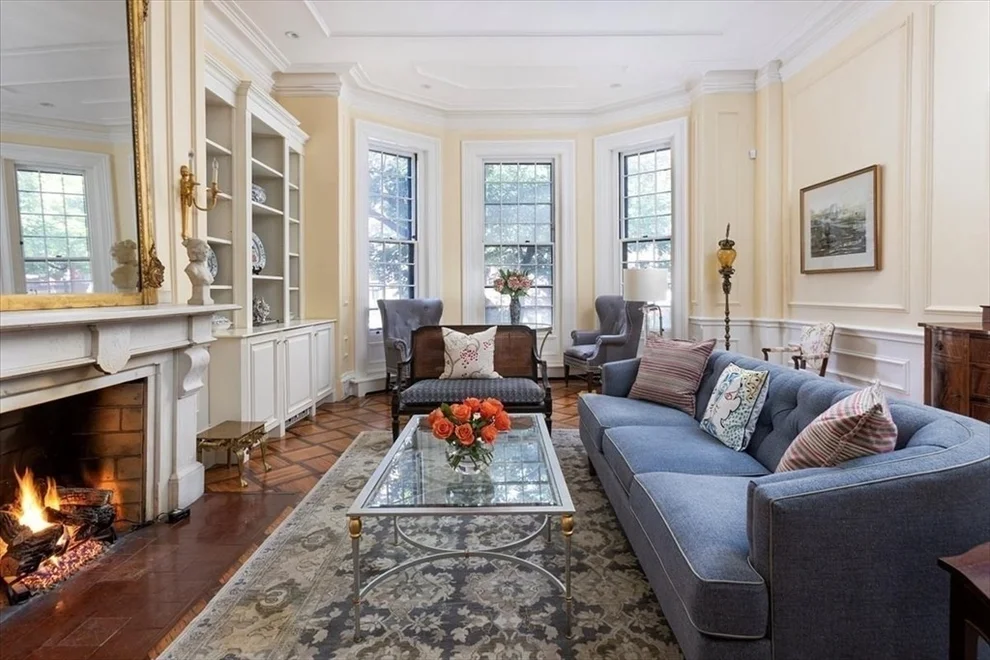 Unit for sale at 176 Marlborough St, Boston, MA 02116
