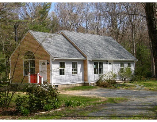 Unit for sale at 98 East Street, Duxbury, MA 02332