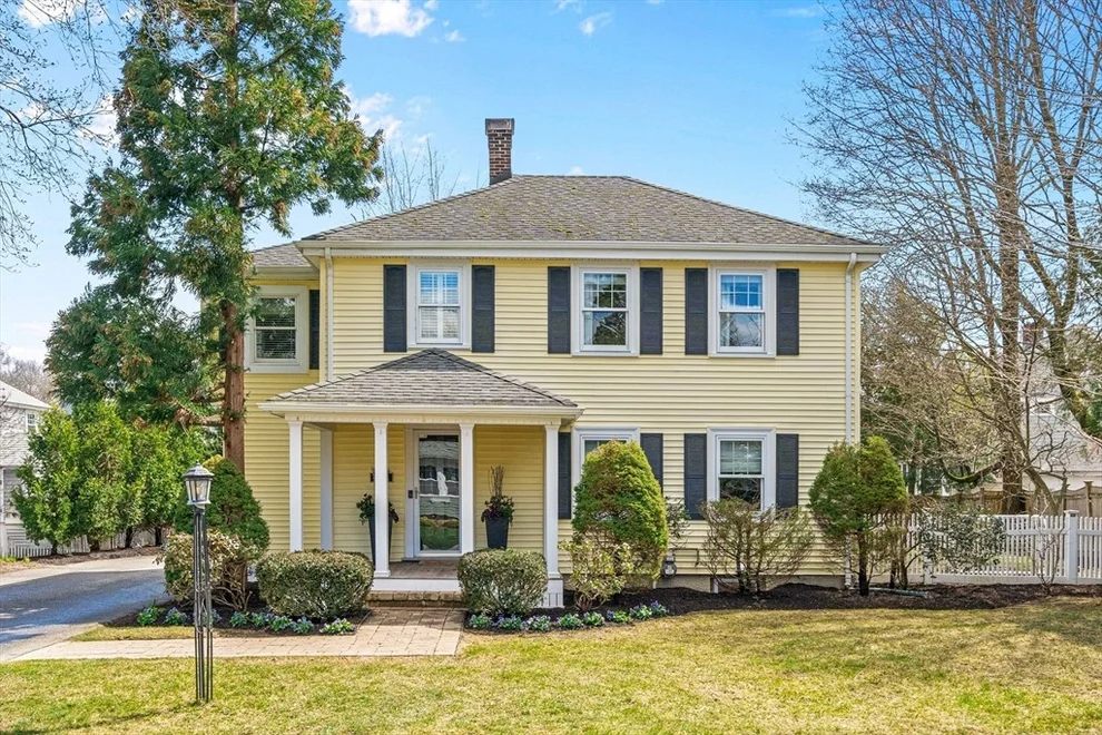 Unit for sale at 3 Pine Plain Rd, Wellesley, MA 02481