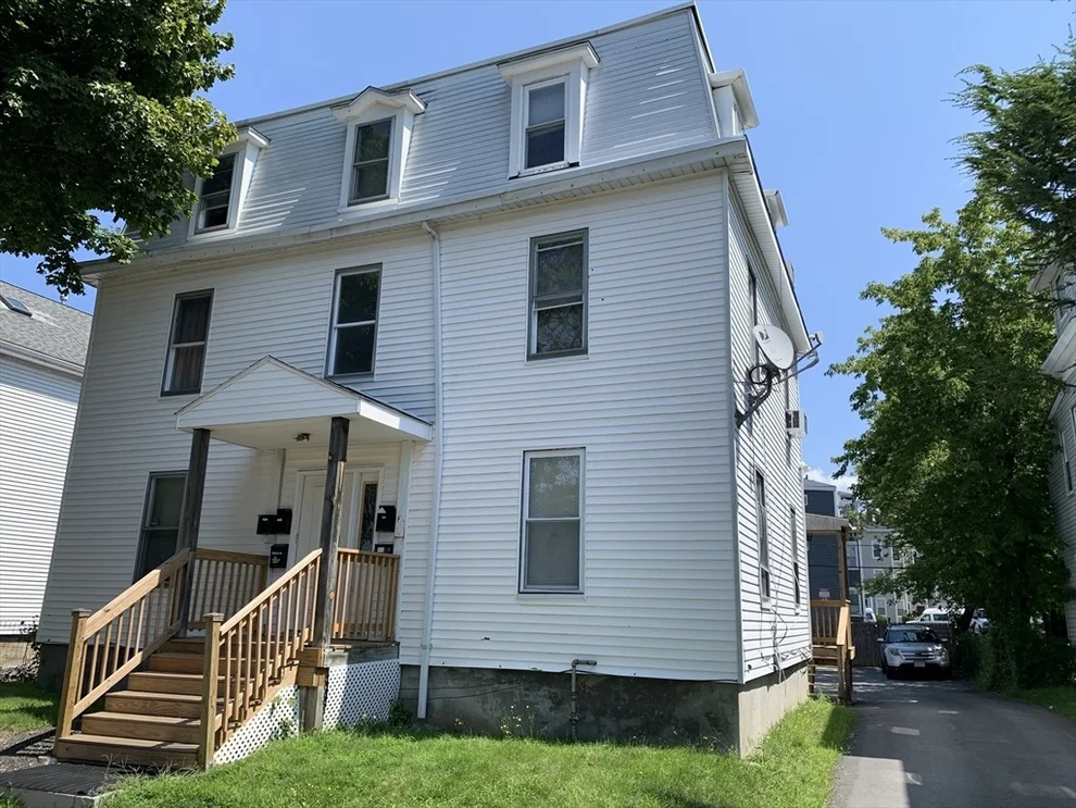 Unit for sale at 10 Denny St, Worcester, MA 01609