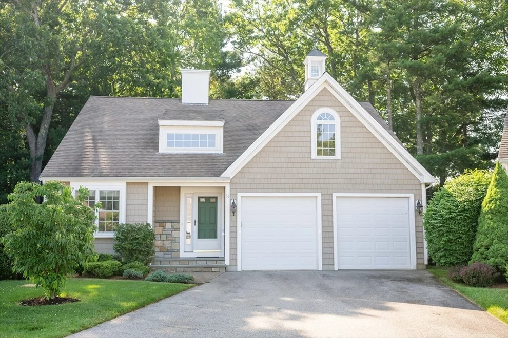 Unit for sale at 31 Mulligan Dr, Weymouth, MA 02190