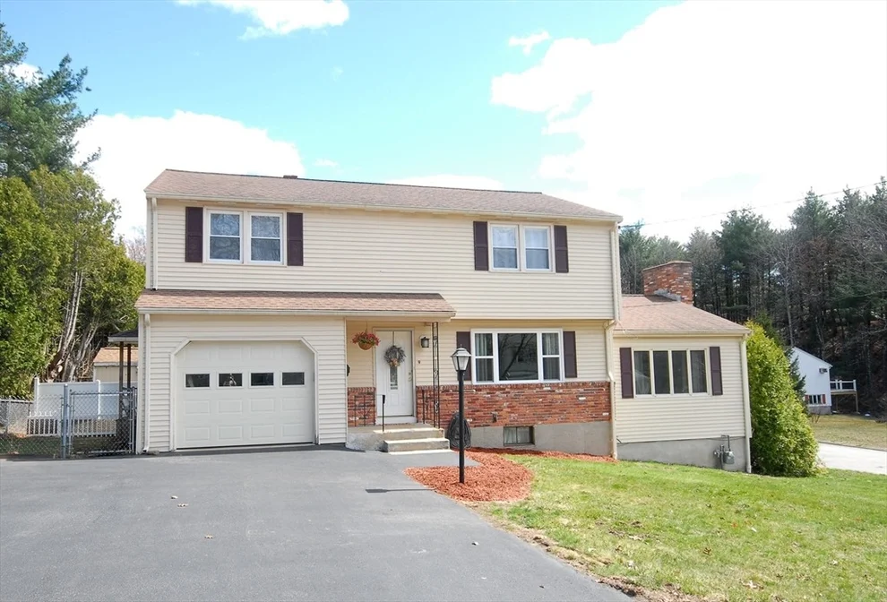 Unit for sale at 9 Rice Rd, Maynard, MA 01754