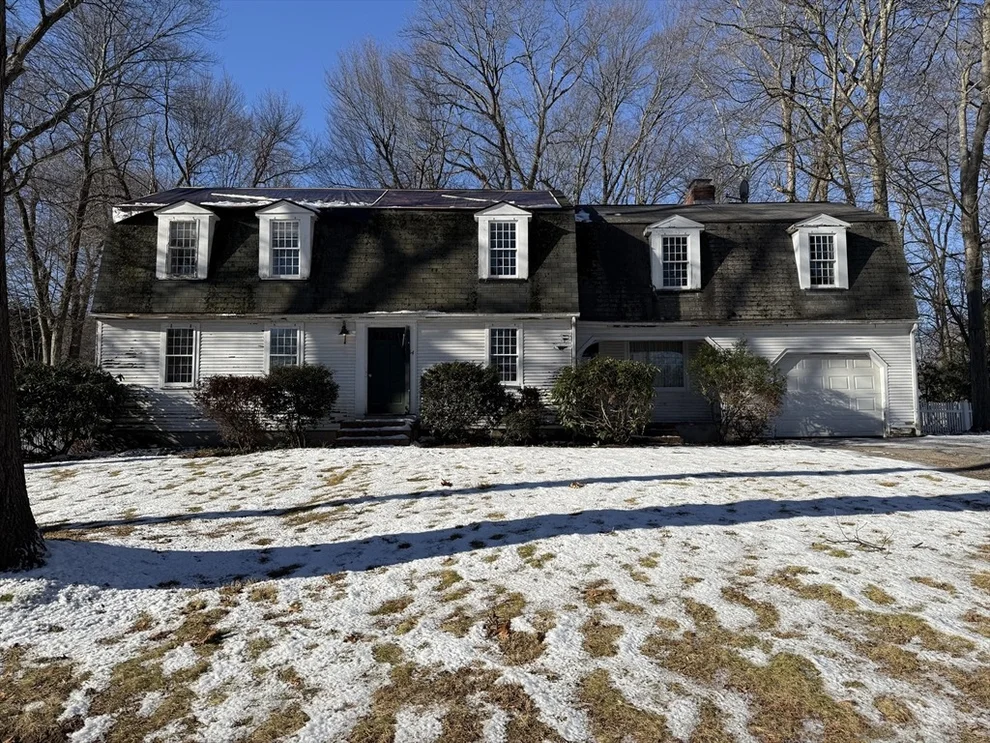 Unit for sale at 54 Rogers Rd, East Longmeadow, MA 01028