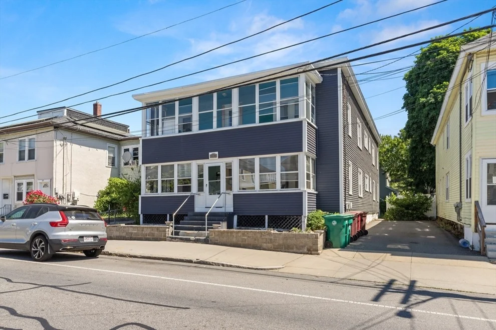 Unit for sale at 191 W Sixth St, Lowell, MA 01850