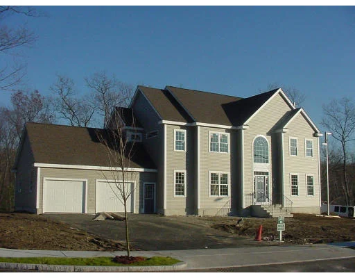 Unit for sale at 61/810 Samuel Drive, Northbridge, MA 01534