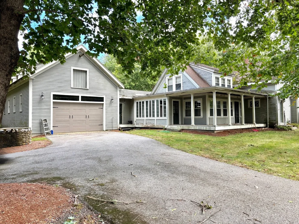 Unit for sale at 279 Oldham St, Pembroke, MA 02359