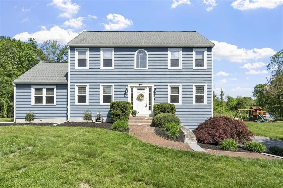 Unit for sale at 17 Blackthorne Circle, Hopkinton, MA 01748