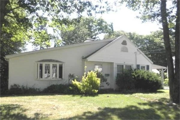 Unit for sale at 7 Beverly Rd, Natick, MA 01760