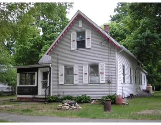 Unit for sale at 102 Main Street, Russell, MA 01071