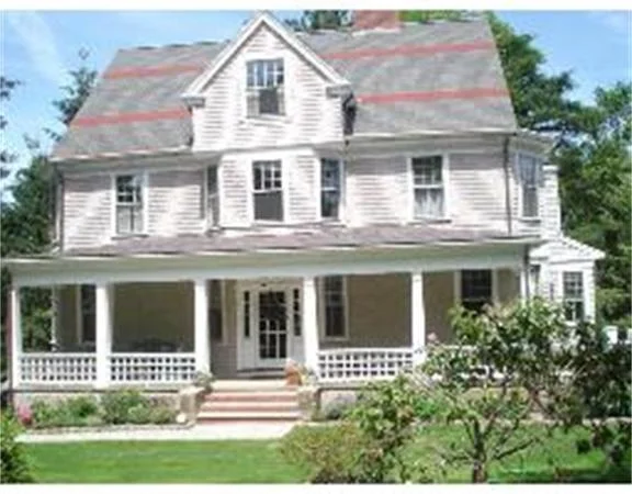 Unit for sale at 376 Brush Hill Rd, Milton, MA 02186