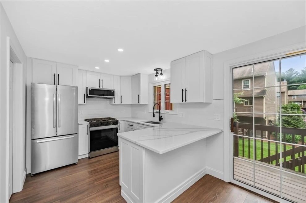 Unit for sale at 123 Heritage Dr, Tewksbury, MA 01876