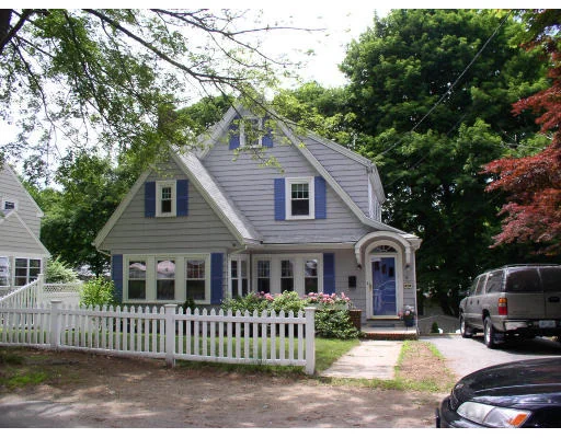 Unit for sale at 16 Parkview Road, Reading, MA 01867