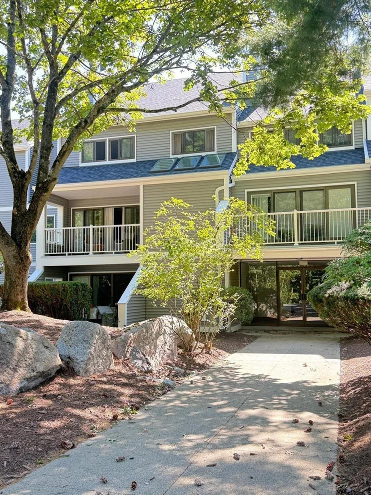 Unit for sale at 1100 Salem St, Lynnfield, MA 01940