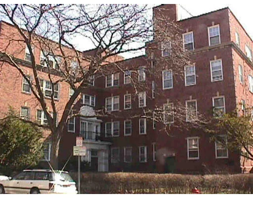 Unit for sale at 393 Broadway, Cambridge, MA 02139
