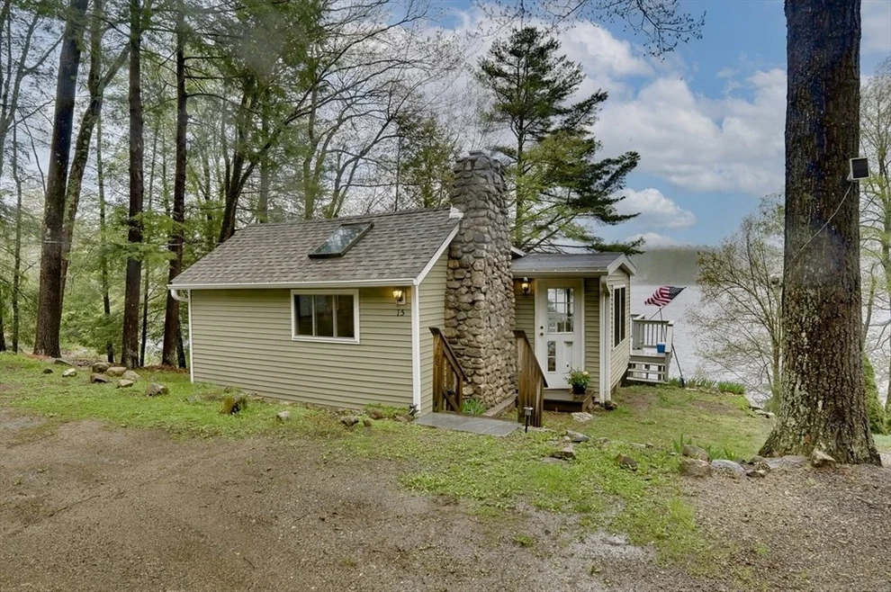 Unit for sale at 15 Log Cabin Rd, Ashburnham, MA 01430
