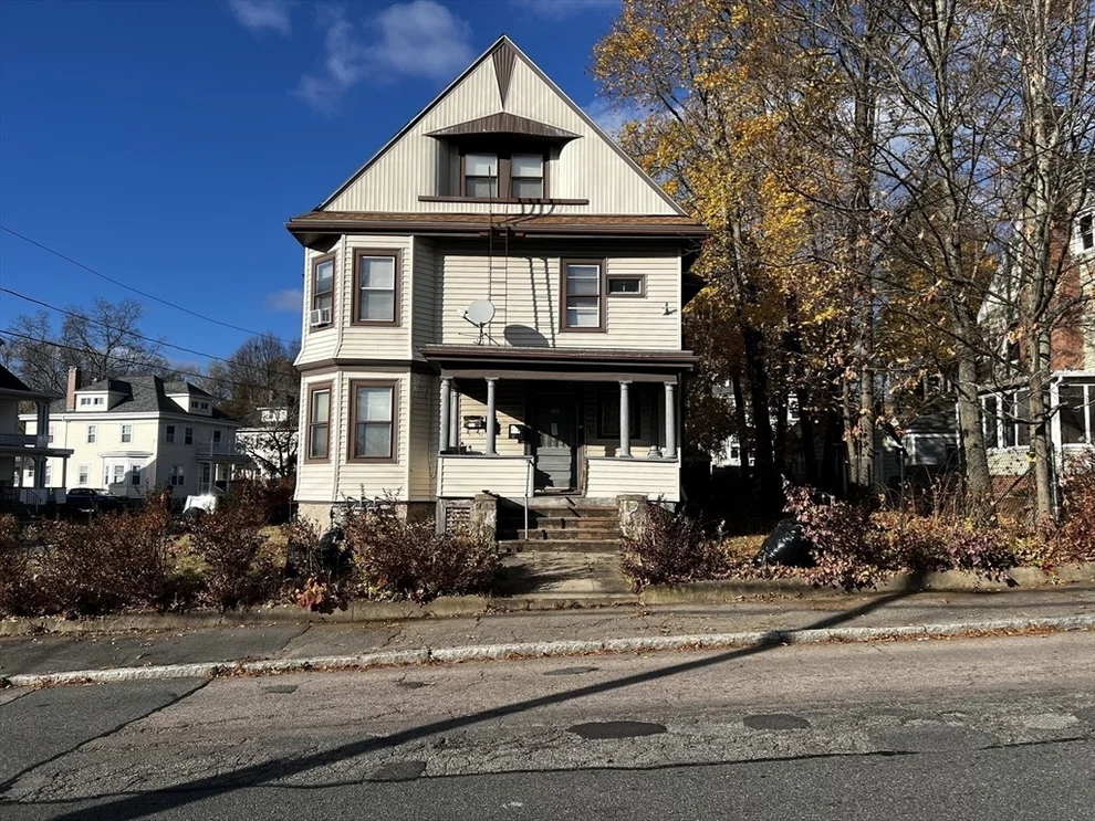 Unit for sale at 281 Spring St, Brockton, MA 02301